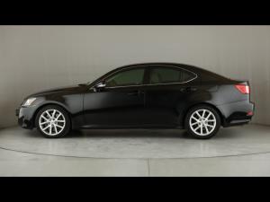 Lexus IS 350 EX - Image 22