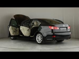 Lexus IS 350 EX - Image 25