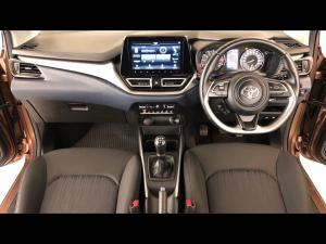 Toyota Starlet 1.5 XR manual - Image 6