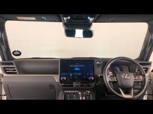 Lexus GX 550 Overtrail - Image 6