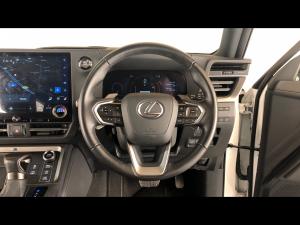 Lexus GX 550 Overtrail - Image 8