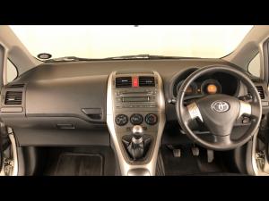 Toyota Auris 1.6 RS - Image 6