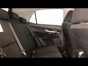 Toyota Auris 1.6 RS - Image 12