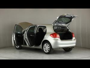 Toyota Auris 1.6 RS - Image 25