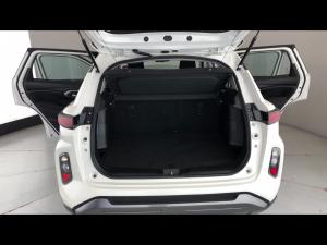 Toyota Urban Cruiser 1.5 XR auto - Image 13