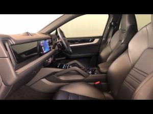 Porsche Cayenne coupe - Image 7