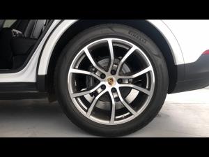 Porsche Cayenne coupe - Image 19