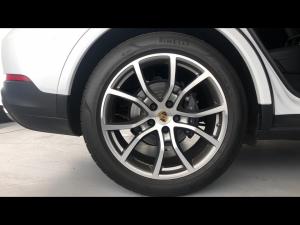 Porsche Cayenne coupe - Image 20
