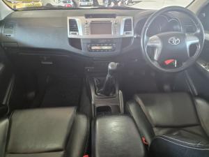 Toyota Hilux 3.0D-4D double cab Raider Legend 45 - Image 6