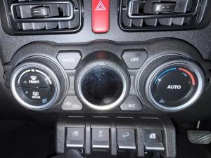 Suzuki Jimny 1.5 GLX AllGrip 5-door auto - Image 14