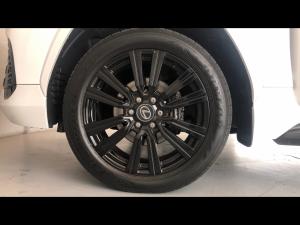 Lexus LX 500d Urban - Image 18