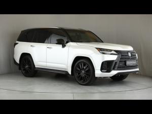 Lexus LX 500d Urban - Image 1