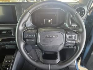 Toyota Land Cruiser FJ 2.7 4x4 VX - Image 8