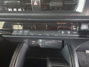 Toyota Land Cruiser FJ 2.7 4x4 VX - Image 15