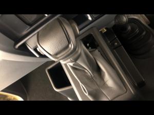Toyota Land Cruiser 79 2.8GD-6 double cab auto - Image 15
