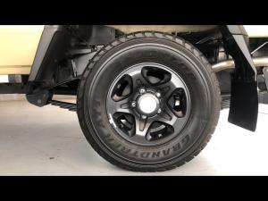 Toyota Land Cruiser 79 2.8GD-6 double cab auto - Image 19