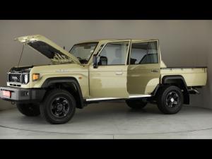 Toyota Land Cruiser 79 2.8GD-6 double cab auto - Image 27