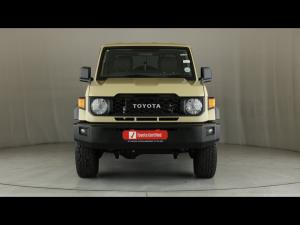 Toyota Land Cruiser 79 2.8GD-6 double cab auto - Image 4