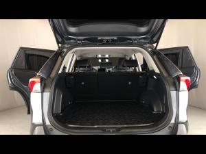 Toyota RAV4 2.0 GX-R AWD - Image 13
