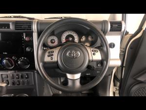 Toyota FJ Cruiser FJ Cruiser - Image 8