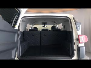 Toyota FJ Cruiser FJ Cruiser - Image 13