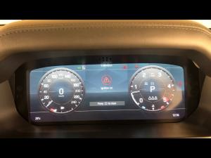 Land Rover Defender 110 D300 X-Dynamic HSE - Image 9