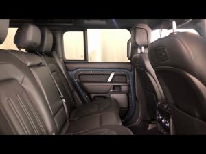 Land Rover Defender 110 D300 X-Dynamic HSE - Image 12