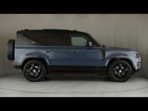 Land Rover Defender 110 D300 X-Dynamic HSE - Image 3