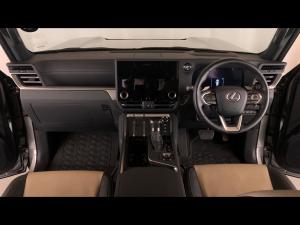 Lexus GX 550 Overtrail - Image 6