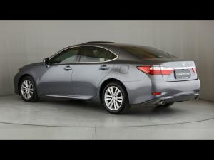 Lexus ES 250 EX - Image 21