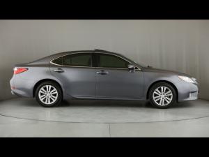Lexus ES 250 EX - Image 3