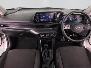 Hyundai i20 1.4 Motion automatic - Image 17