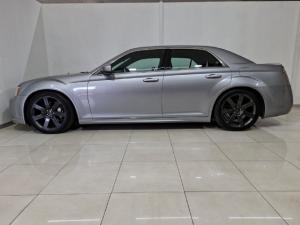 Chrysler 300C SRT8 - Image 2