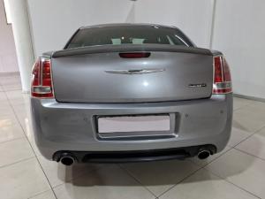 Chrysler 300C SRT8 - Image 5