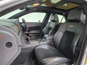 Chrysler 300C SRT8 - Image 8
