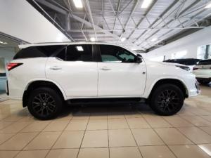 Toyota Fortuner 2.8GD-6 4x4 GR-Sport - Image 8