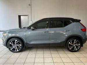 Volvo XC40 T3 R-Design auto - Image 2