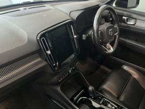 Volvo XC40 T3 R-Design auto - Image 6
