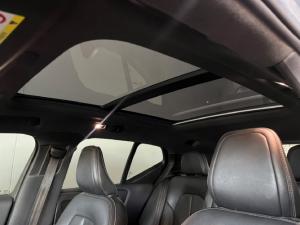Volvo XC40 T3 R-Design auto - Image 9