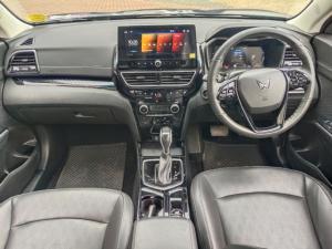 Mahindra XUV 3XO 1.2T AX7L - Image 7