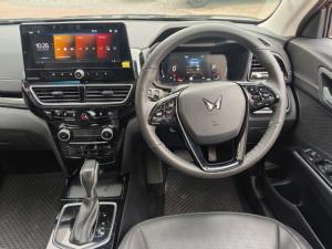 Mahindra XUV 3XO 1.2T AX7L - Image 8
