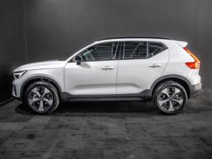 Volvo XC40 B4 Plus Dark - Image 7
