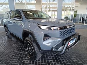 Toyota Hilux 2.8GD-6 double cab Raider 4x4 - Image 3