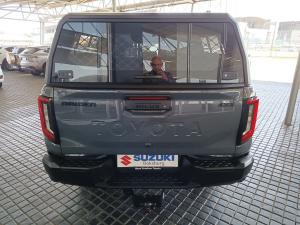 Toyota Hilux 2.8GD-6 double cab Raider 4x4 - Image 6