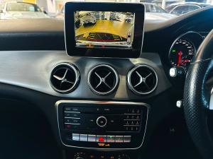 Mercedes-Benz GLA GLA200 auto - Image 10
