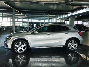 Mercedes-Benz GLA GLA200 auto - Image 9