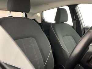 Ford Fiesta 1.0 Ecoboost Trend 5-Door automatic - Image 13