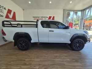 Toyota Hilux 2.8GD-6 Xtra cab 4x4 Legend auto - Image 3