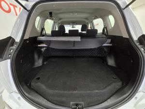 Toyota RAV4 2.0 GX - Image 12