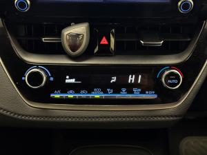 Toyota Corolla 2.0 XR - Image 14